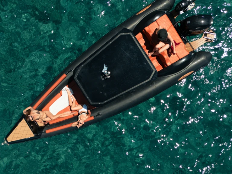 Location Bateau à moteur à Gouviá -  Motorboat