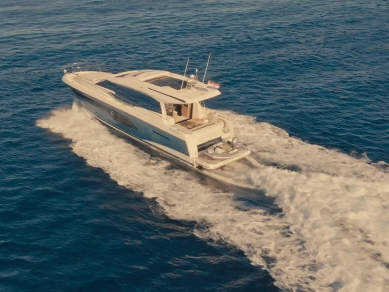 Location bateau Marina Lav pas cher Prestige 520 S