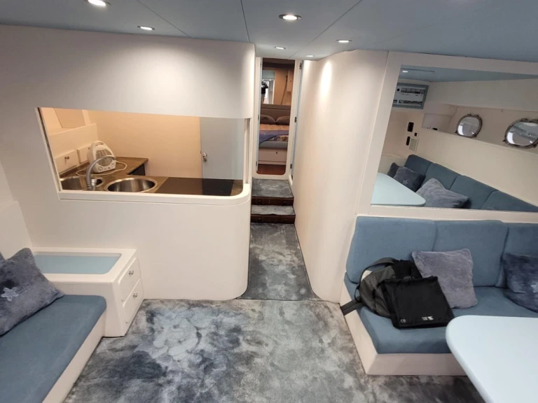 Location Bateau à moteur à Rimini - Baia Baia 60