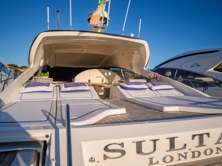 Location bateau Punta Ala pas cher SARNICO 65