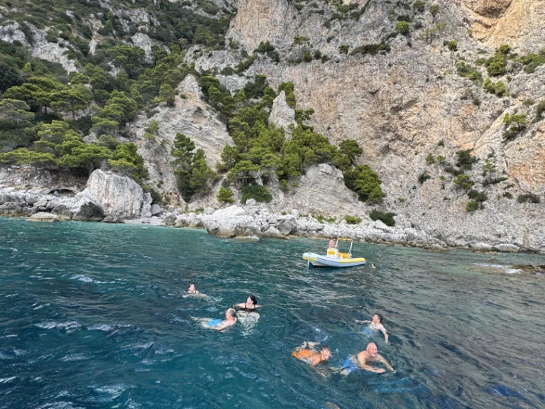 Location Semi-rigide Joker Boat avec permis