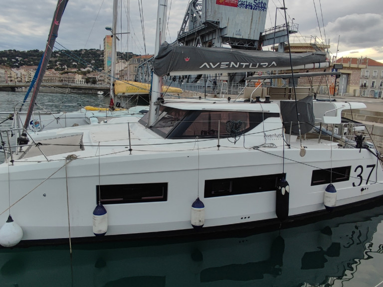Louez un Aventura Aventura 37 à Sète