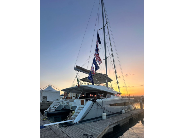 Fountaine Pajot Fountain Pajot a louer à Procida