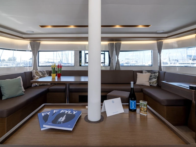 Louer Catamaran avec ou sans skipper Lagoon à Paros (Ile)