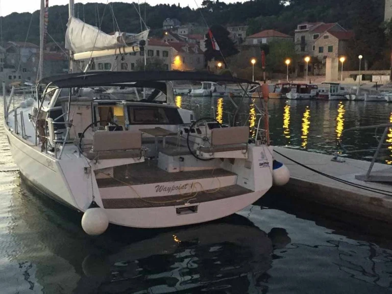 Location bateau Bénéteau Sense 50 à Jezera sur Samboat