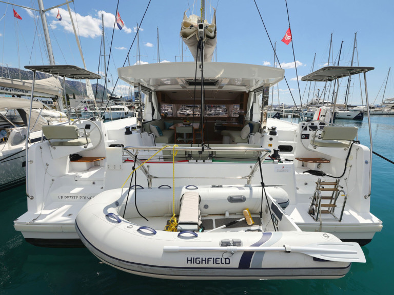 Location bateau Bali Bali Catsmart OW - 3 cab. à Kaštela sur Samboat