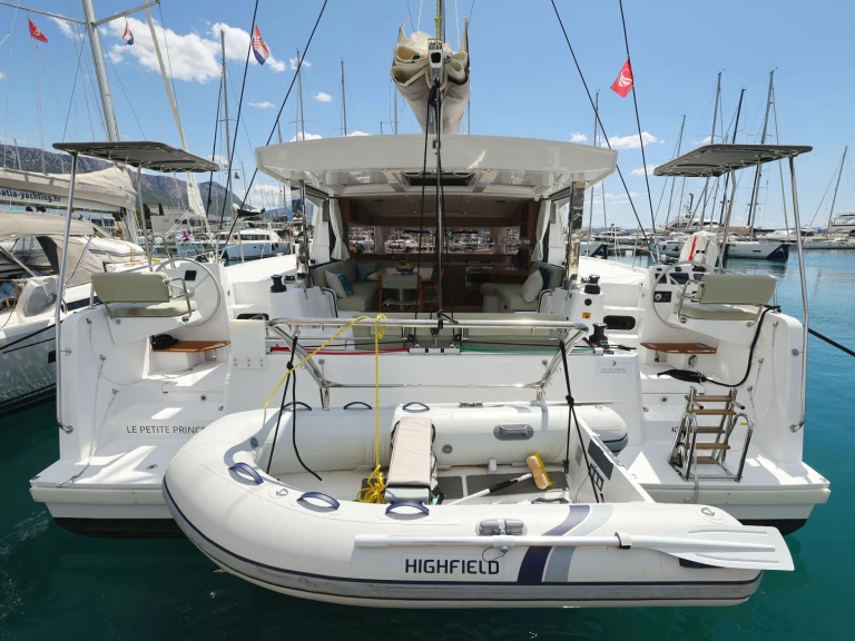 Location bateau Bali Bali Catsmart OW - 3 cab. à Kaštela sur Samboat