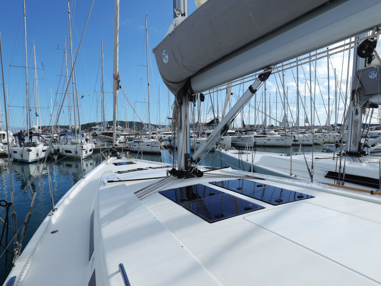 Louez un Hanse Hanse 455 à Seget Donji
