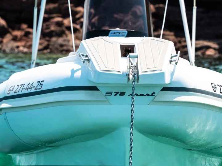 Louez un Oromarine Oromarine S-78 à Fornells