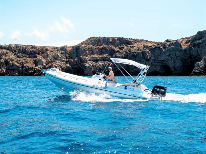 Location Semi-rigide à Fornells - Oromarine Oromarine S-78