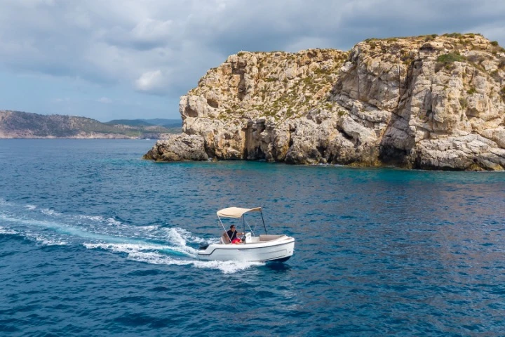 Location bateau Club Nàutic Santa Ponsa pas cher 515