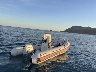 Location Semi-rigide sportis avec permis