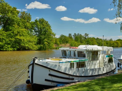 Yacht hire Bram cheap Pénichette 1020 FB
