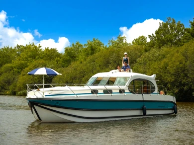 Wynajmij Motorówka z lub bez skippera Nicols Yacht w Kisköre