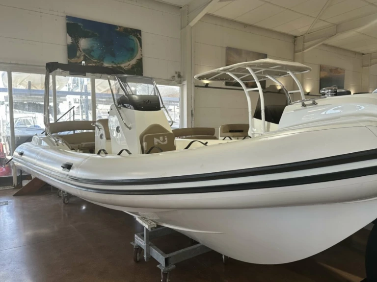 Location à Marseille - Nuova Jolly Prince 22 sur SamBoat