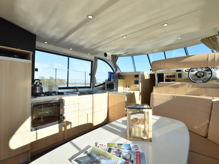 Location bateau Nicols Yacht Nicols Octo Fly C à Lübz sur Samboat