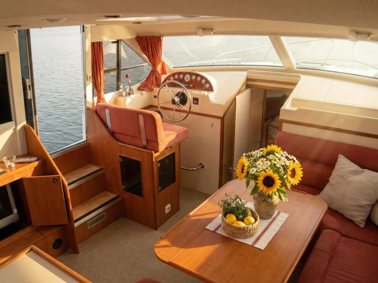 Location Bateau à moteur Pénichette avec permis