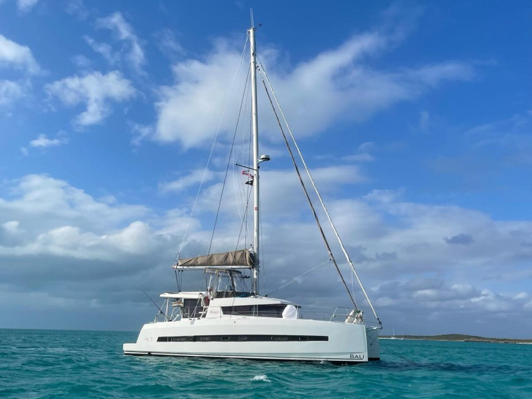 Location bateau Bali Bali 4.1 à Sète sur Samboat