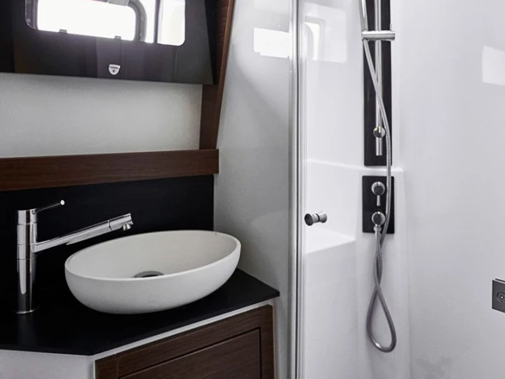 Location bateau Nautitech Nautitech 46 Fly à Álimos sur Samboat