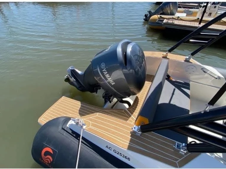 Semi-rigide à louer à Arcachon au meilleur prix