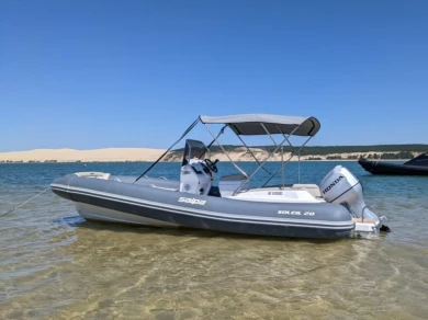 Semi-rigide à louer à Bélisaire au meilleur prix