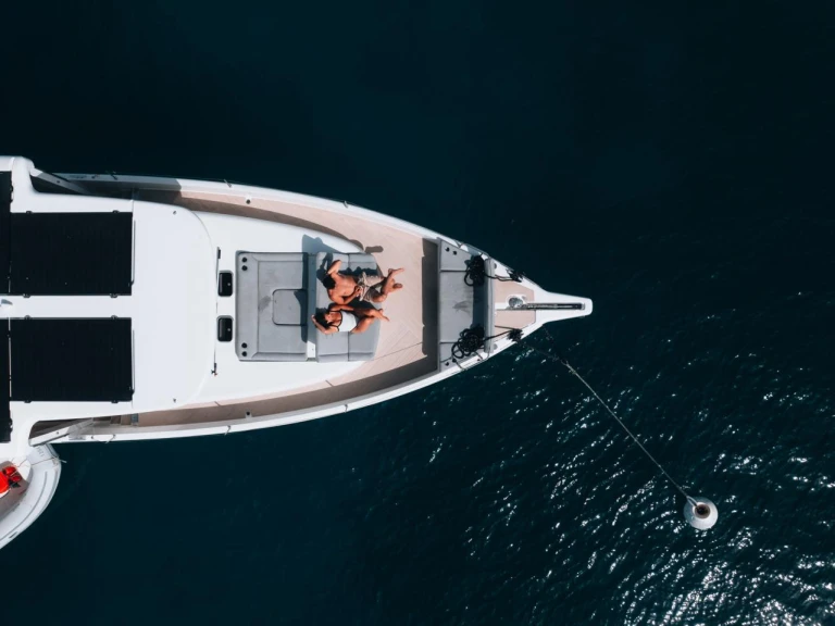 Louer Bateau à moteur avec ou sans skipper Jeanneau à Golfe de Saint-Tropez