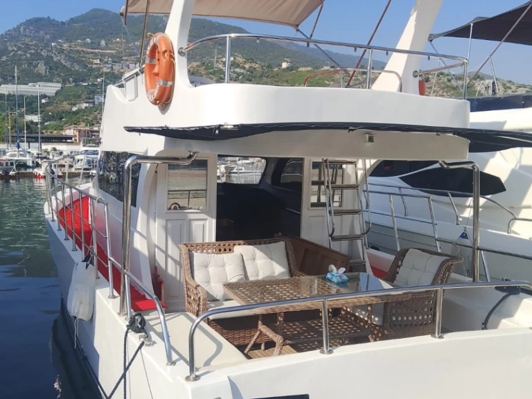 Location bateau Alanya pas cher Made