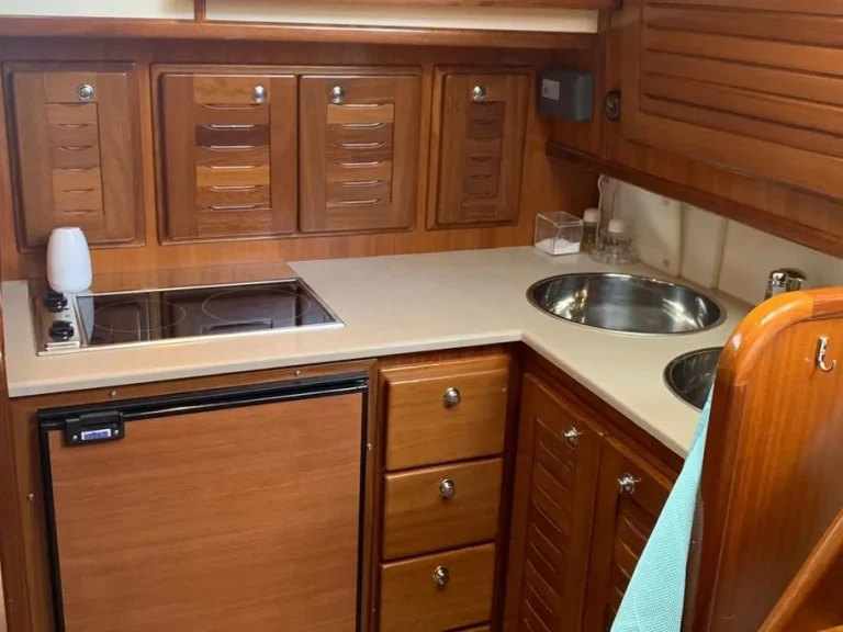 Louez un Menorquin MY 120 à Port Mahon