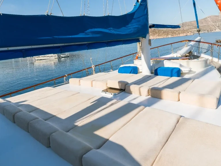 Location Voilier Custom avec permis