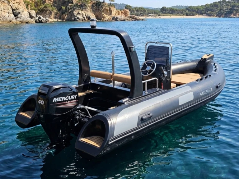Louez un artboat RIB 500 à Portoferraio Port