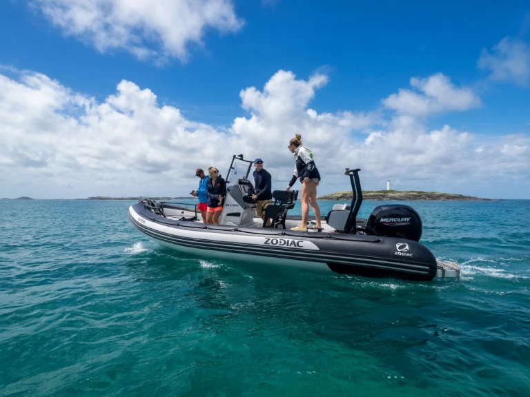 Location Semi-rigide Zodiac avec permis