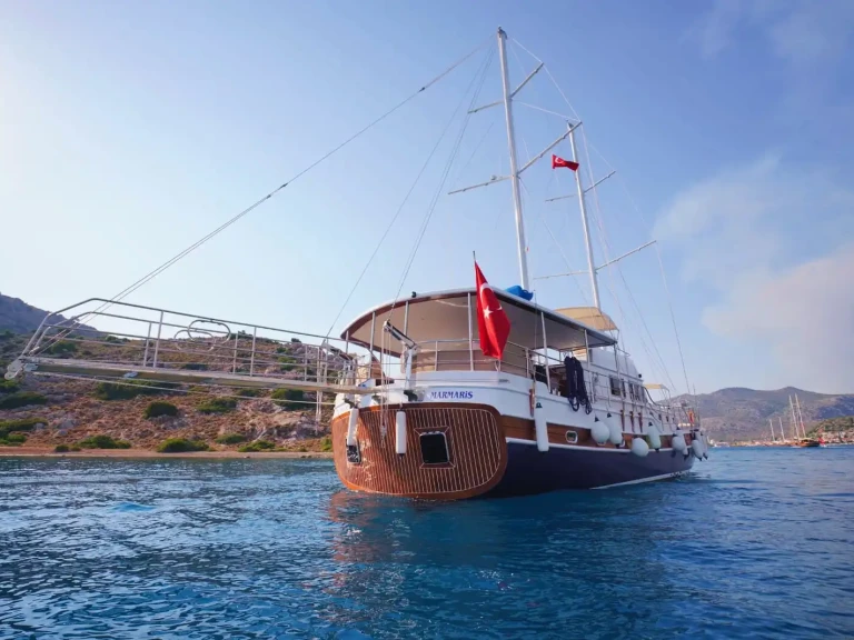 Location Voilier Custom avec permis