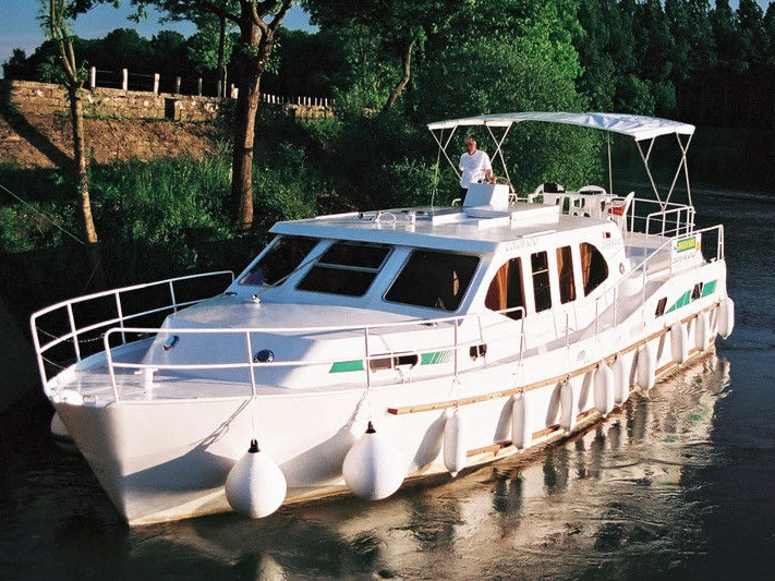 Location bateau  America 43 à Savoyeux sur Samboat