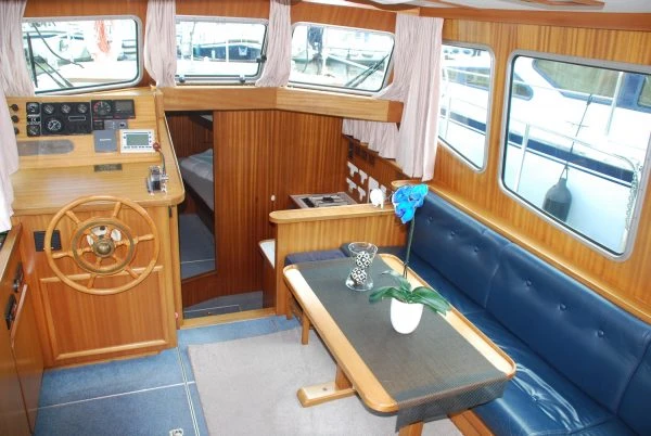 Bateau à moteur à louer à Louhans au meilleur prix