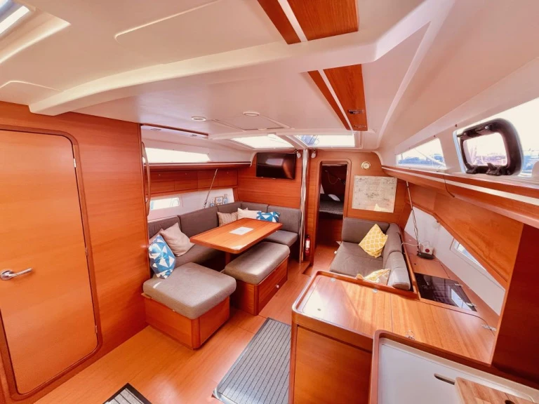 Dufour Dufour 410 Grand Large a louer à Lisbonne