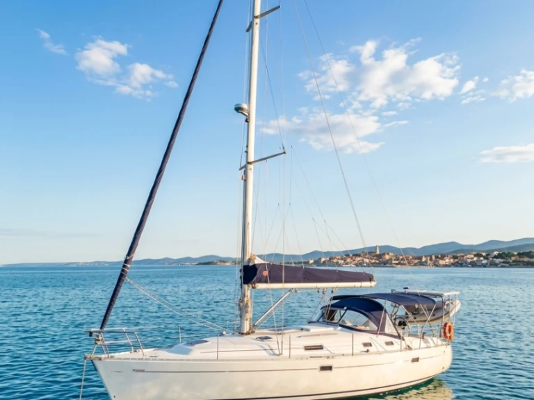 Location bateau Bénéteau Oceanis 381 à Puerto de Pollensa sur Samboat