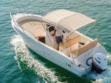 Motorboat rental with or without captain Capelli Camogli