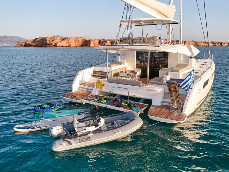 Location bateau Lefkáda pas cher Lagoon 51