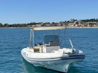RIB rental in Antibes - Capelli Tempest 775