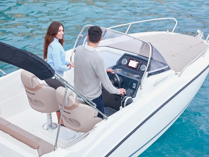 Louez un Quicksilver Quicksilver 605 Sundeck à Antibes