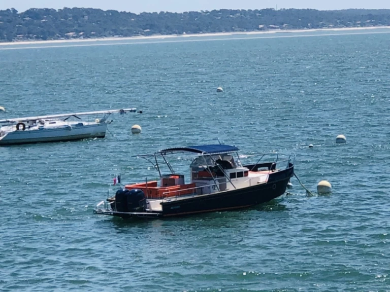 Location Bateau à moteur à Arcachon - Beacher Beacher V10 Croisière