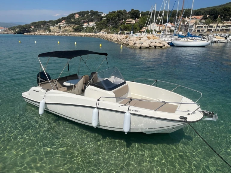 Louez un Quicksilver Activ 675 Open à La Madrague