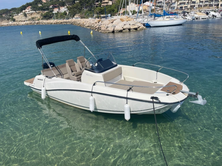 Location bateau Quicksilver Activ 605 Open à La Madrague sur Samboat