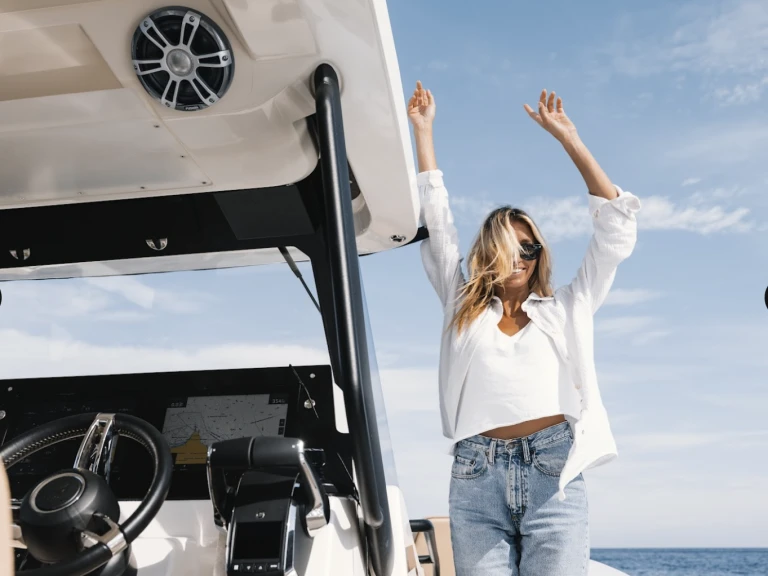 Louer Semi-rigide avec ou sans skipper Zodiac à Port Grimaud