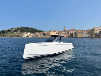 Pronajmout si Pardo Yachts Pardo 38 v Port Grimaud