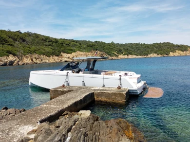 Verhuur Jacht Pardo Yachts met vaarbewijs