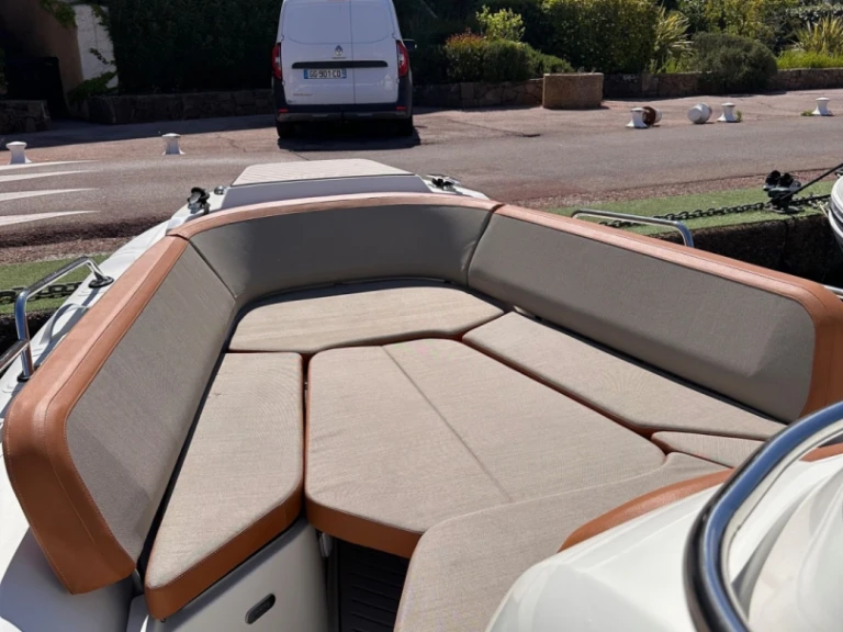 Location Semi-rigide Zodiac avec permis