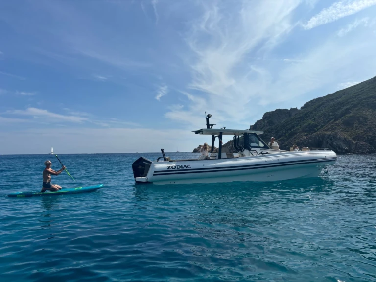 Location Semi-rigide Zodiac avec permis