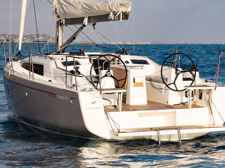 Location à Ajaccio - Bénéteau Oceanis 34.1 sur SamBoat