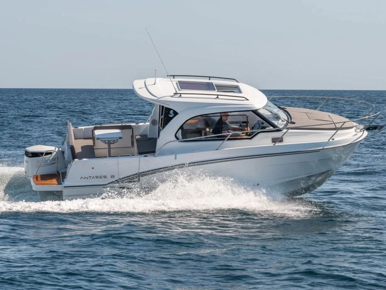Location bateau Ajaccio pas cher Antares 8